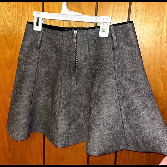 Grey, Pleated ZK Mini Skirt - Picture 3 of 5